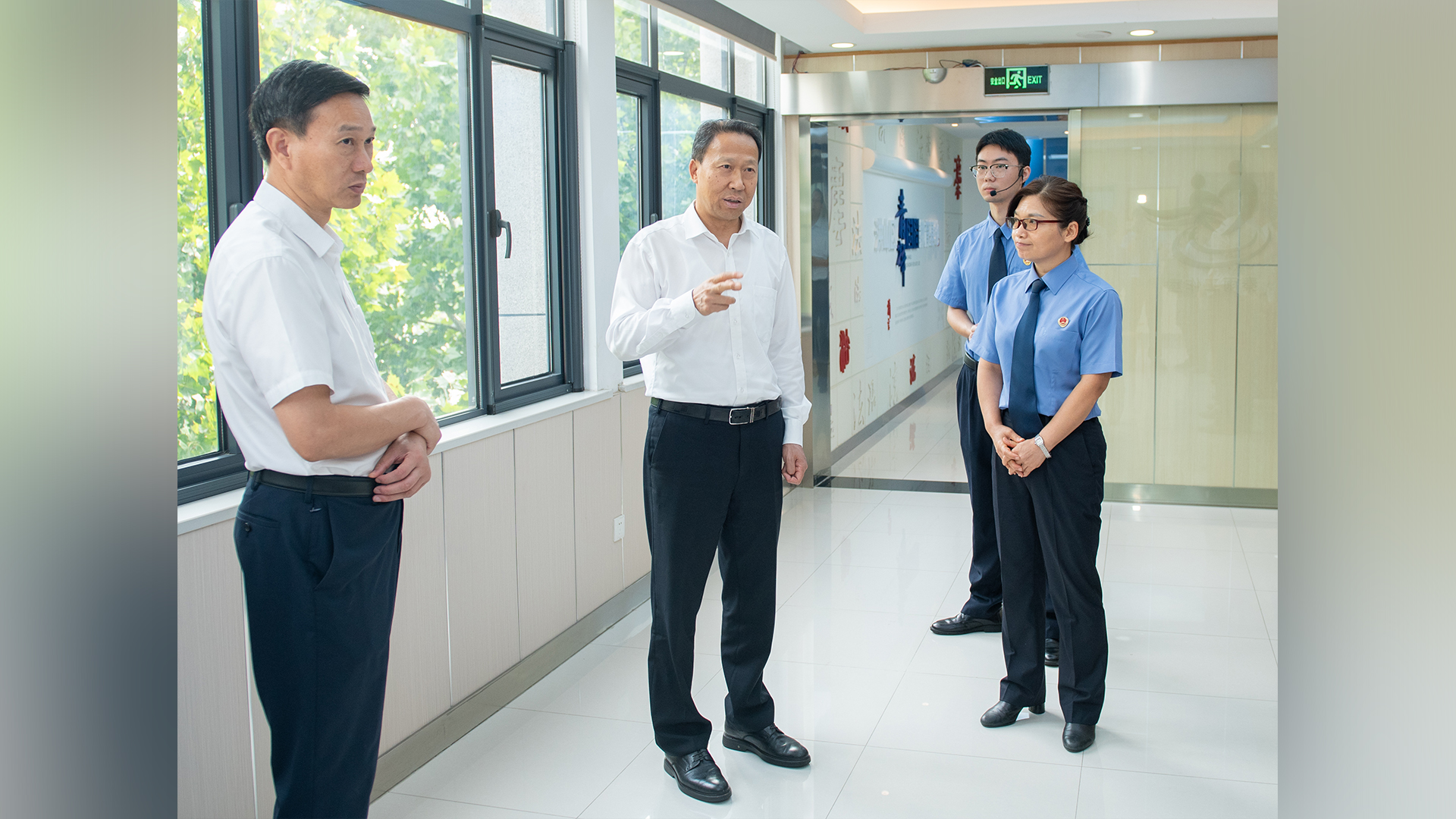 省人大常委会调研洪山未成年人检察工作